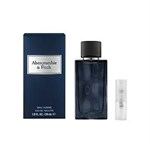 Abercrombie & Fitch First Instinct Blue - Eau de Toilette - Duftprøve - 2 ml  