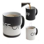 Magisk av/på kopp for kaffe/te