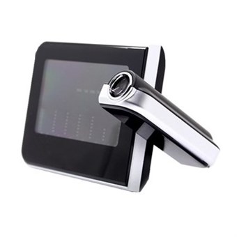 Kjøp minst 750 NOK for å motta denne gaven "Digital projektoralarmklokke (lyser konstant med adapter)"