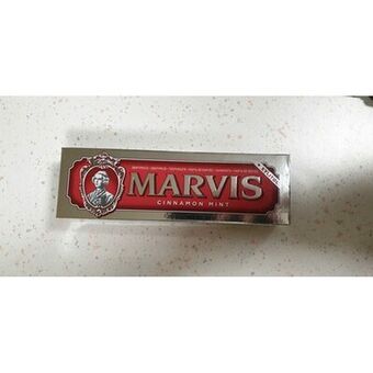 Fluortannkrem Cinnamon Mint Marvis (85 ml)