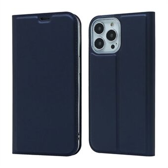 All-around beskyttelse Autoabsorbert Fashion ensfarget kortspor Støtsikkert telefondeksel i lær med Stand for iPhone 13 Pro - Blue