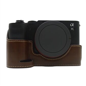 For Sony A7C PU lær kameradeksel Halvt beskyttende bunnveske med batteriåpningsdesign